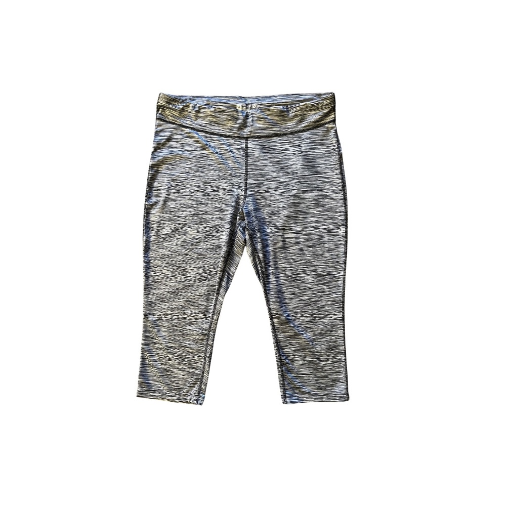 Xersion Women's Fitted Athletic Capri-Size XL